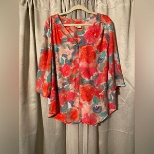 Flowy and flowery 3/4 dress shirt